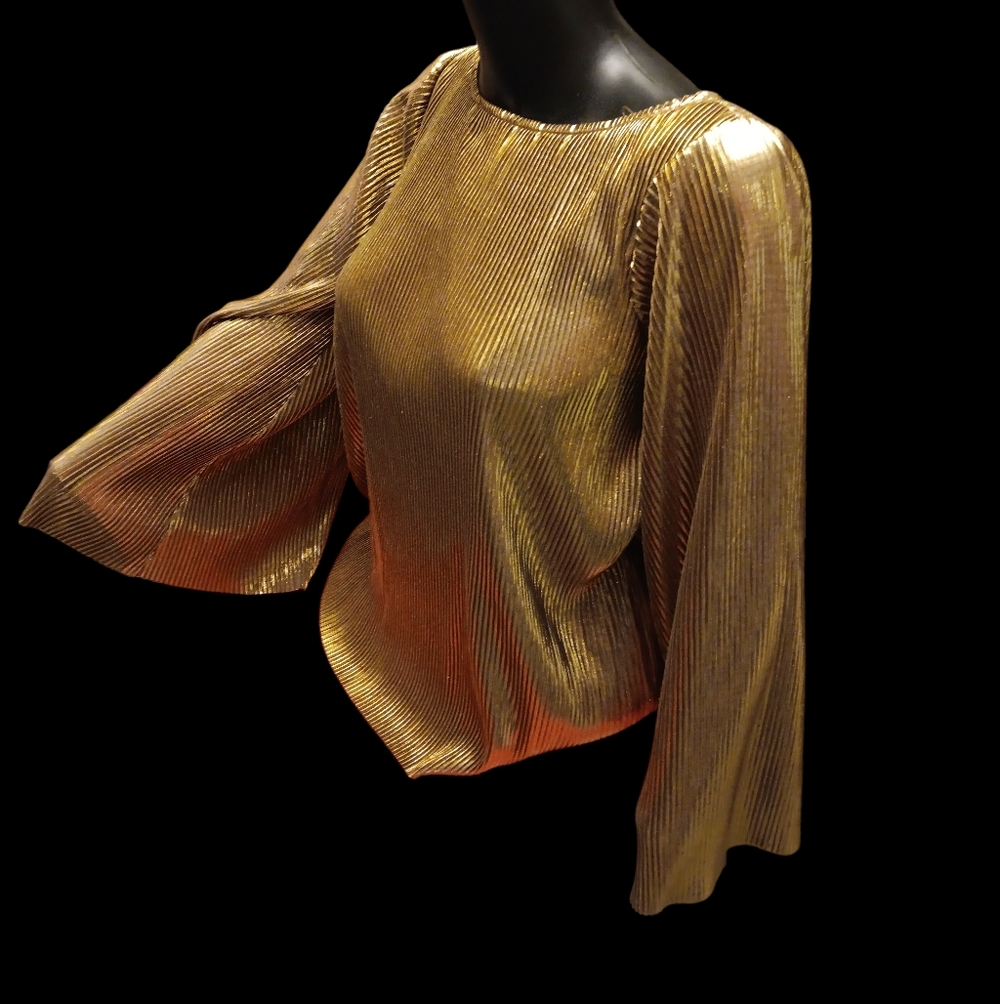 ✨ Jennifer Lopez Gold Metallic Pleated Bell Sleeve Blouse | NWT ✨